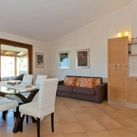 Apartment Terrazza Vista Mare 100mt Centro Di *